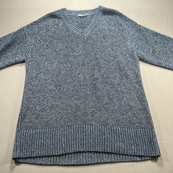 Everlane The Link-Stitch Relaxed Fit V-Neck Knit Sweater; Heathered Blue - Large - Picture 5 of 13